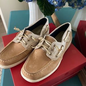 NWOT gold cork sperrys
